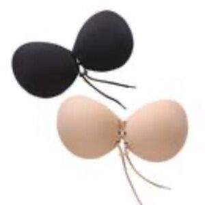 Pair of adhesive strapless bra